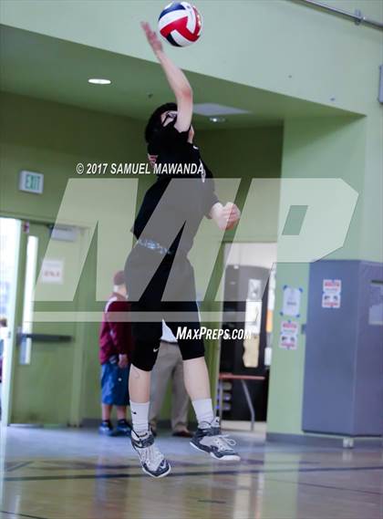 Thumbnail 3 in Bright Star vs. Lincoln (CIF LACS D4 Final) photogallery.