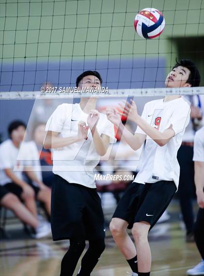 Thumbnail 3 in Bright Star vs. Lincoln (CIF LACS D4 Final) photogallery.