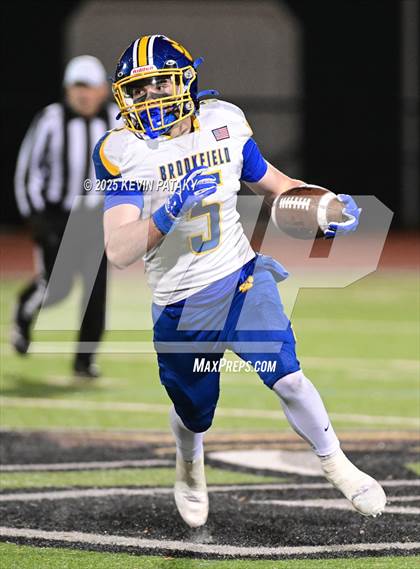 Thumbnail 2 in Brookfield @ Guilford (CIAC Class M Quarterfinal) photogallery.