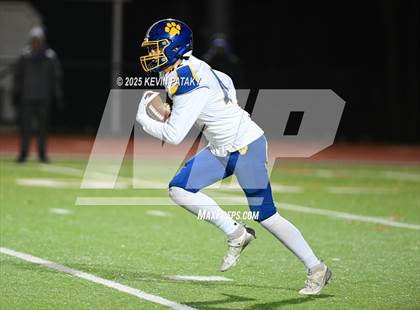 Thumbnail 3 in Brookfield @ Guilford (CIAC Class M Quarterfinal) photogallery.