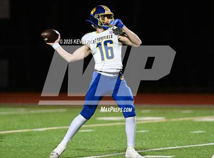 Thumbnail 3 in Brookfield @ Guilford (CIAC Class M Quarterfinal) photogallery.