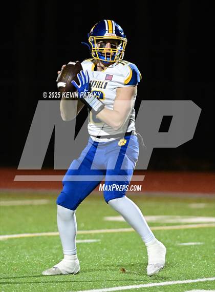 Thumbnail 1 in Brookfield @ Guilford (CIAC Class M Quarterfinal) photogallery.