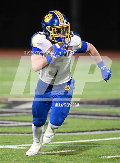 Thumbnail 2 in Brookfield @ Guilford (CIAC Class M Quarterfinal) photogallery.