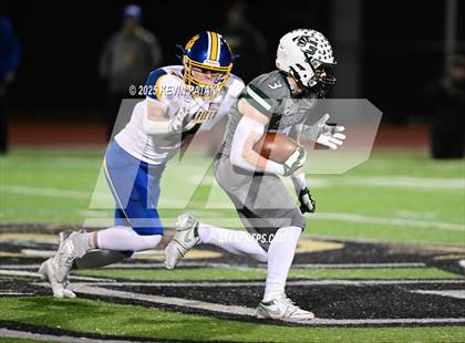 Thumbnail 1 in Brookfield @ Guilford (CIAC Class M Quarterfinal) photogallery.