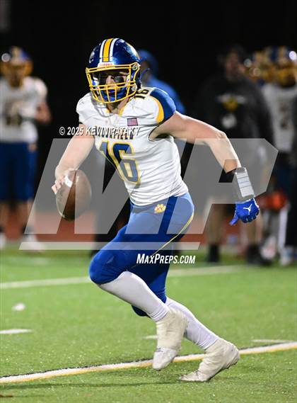 Thumbnail 2 in Brookfield @ Guilford (CIAC Class M Quarterfinal) photogallery.