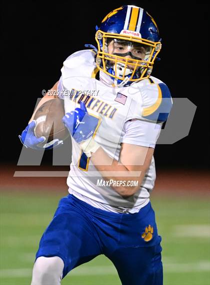 Thumbnail 3 in Brookfield @ Guilford (CIAC Class M Quarterfinal) photogallery.