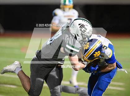 Thumbnail 2 in Brookfield @ Guilford (CIAC Class M Quarterfinal) photogallery.