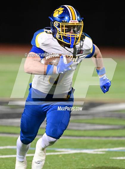 Thumbnail 3 in Brookfield @ Guilford (CIAC Class M Quarterfinal) photogallery.