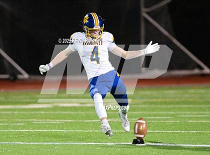 Thumbnail 3 in Brookfield @ Guilford (CIAC Class M Quarterfinal) photogallery.