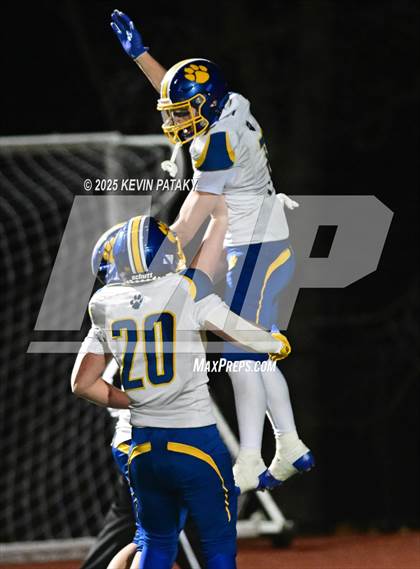 Thumbnail 1 in Brookfield @ Guilford (CIAC Class M Quarterfinal) photogallery.