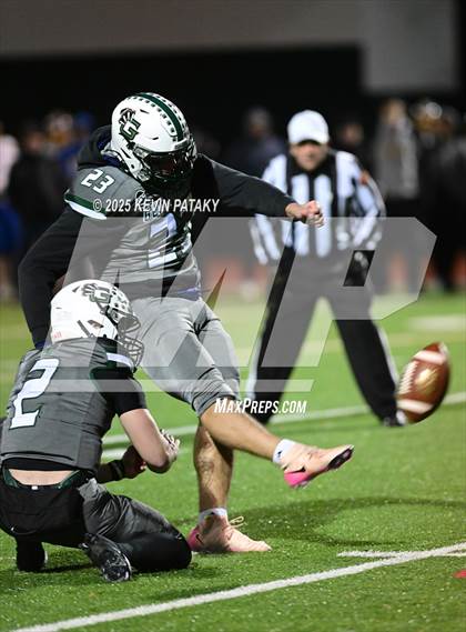 Thumbnail 2 in Brookfield @ Guilford (CIAC Class M Quarterfinal) photogallery.
