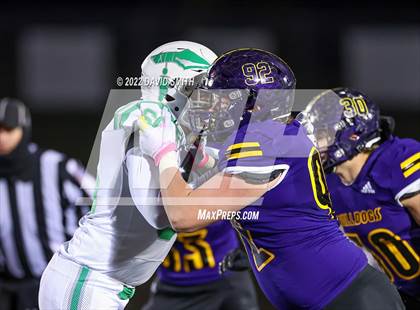 Thumbnail 2 in Smithville vs. Kearney (MSHSAA Class 4 District 8 Championship) photogallery.