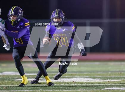 Thumbnail 1 in Smithville vs. Kearney (MSHSAA Class 4 District 8 Championship) photogallery.