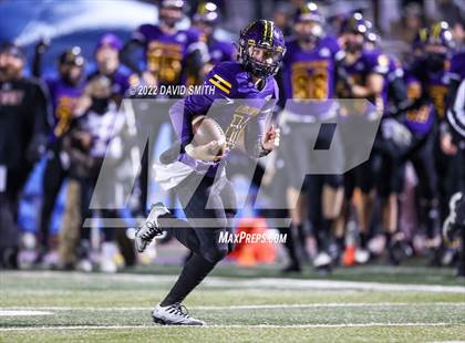 Thumbnail 3 in Smithville vs. Kearney (MSHSAA Class 4 District 8 Championship) photogallery.