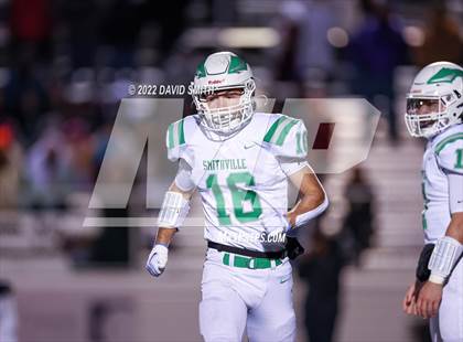 Thumbnail 1 in Smithville vs. Kearney (MSHSAA Class 4 District 8 Championship) photogallery.