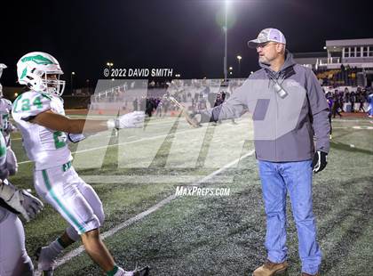 Thumbnail 3 in Smithville vs. Kearney (MSHSAA Class 4 District 8 Championship) photogallery.