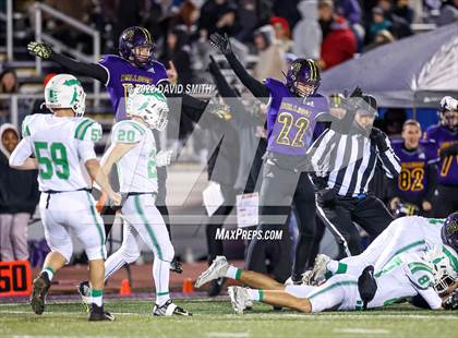 Thumbnail 1 in Smithville vs. Kearney (MSHSAA Class 4 District 8 Championship) photogallery.