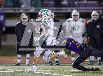 Thumbnail 1 in Smithville vs. Kearney (MSHSAA Class 4 District 8 Championship) photogallery.