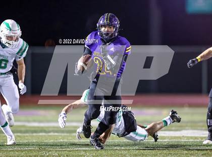 Thumbnail 2 in Smithville vs. Kearney (MSHSAA Class 4 District 8 Championship) photogallery.