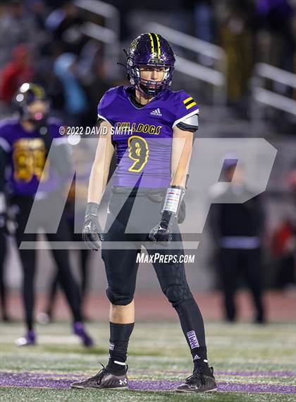 Thumbnail 3 in Smithville vs. Kearney (MSHSAA Class 4 District 8 Championship) photogallery.