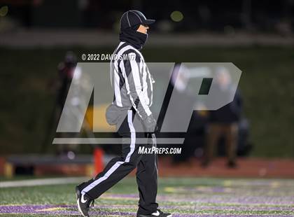 Thumbnail 2 in Smithville vs. Kearney (MSHSAA Class 4 District 8 Championship) photogallery.