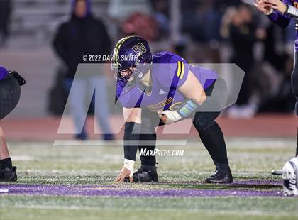 Thumbnail 1 in Smithville vs. Kearney (MSHSAA Class 4 District 8 Championship) photogallery.