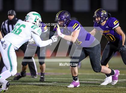 Thumbnail 2 in Smithville vs. Kearney (MSHSAA Class 4 District 8 Championship) photogallery.
