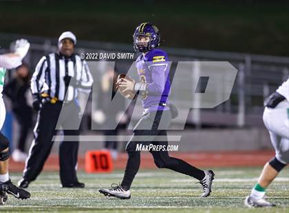 Thumbnail 3 in Smithville vs. Kearney (MSHSAA Class 4 District 8 Championship) photogallery.