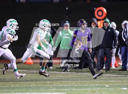 Thumbnail 1 in Smithville vs. Kearney (MSHSAA Class 4 District 8 Championship) photogallery.