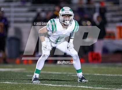 Thumbnail 2 in Smithville vs. Kearney (MSHSAA Class 4 District 8 Championship) photogallery.