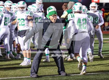 Thumbnail 1 in Smithville vs. Kearney (MSHSAA Class 4 District 8 Championship) photogallery.