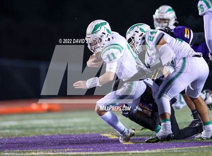 Thumbnail 2 in Smithville vs. Kearney (MSHSAA Class 4 District 8 Championship) photogallery.