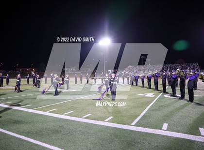 Thumbnail 2 in Smithville vs. Kearney (MSHSAA Class 4 District 8 Championship) photogallery.
