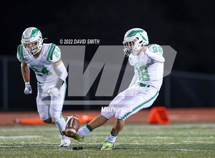 Thumbnail 1 in Smithville vs. Kearney (MSHSAA Class 4 District 8 Championship) photogallery.