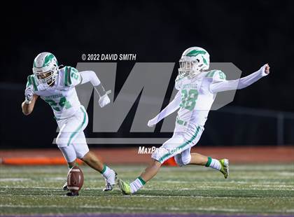 Thumbnail 1 in Smithville vs. Kearney (MSHSAA Class 4 District 8 Championship) photogallery.