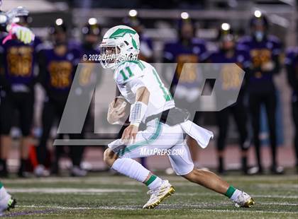 Thumbnail 2 in Smithville vs. Kearney (MSHSAA Class 4 District 8 Championship) photogallery.