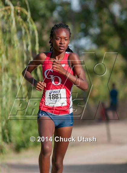 Thumbnail 3 in Clovis Invitational Girls 5K Championship Race photogallery.