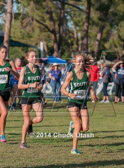 Thumbnail 1 in Clovis Invitational Girls 5K Championship Race photogallery.