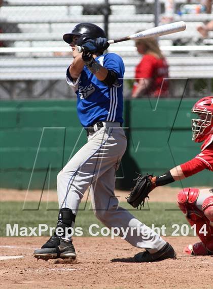 Thumbnail 3 in Perry-Lecompton vs. Baxter Springs (KSHSAA 4A D2 Quarterfinal) photogallery.