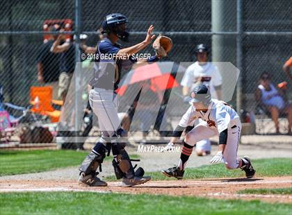 Thumbnail 2 in Lamar vs. University (CHSAA 3A State Final) photogallery.
