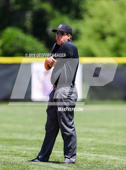 Thumbnail 3 in Lamar vs. University (CHSAA 3A State Final) photogallery.