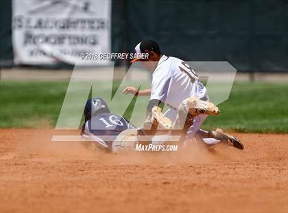 Thumbnail 1 in Lamar vs. University (CHSAA 3A State Final) photogallery.