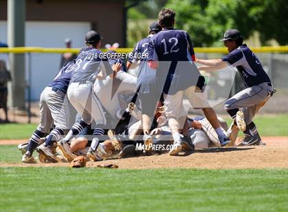 Thumbnail 2 in Lamar vs. University (CHSAA 3A State Final) photogallery.
