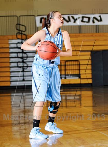 Thumbnail 1 in Ralston Valley vs. Cherry Creek (Rock Canyon/ThunderRidge Tournament) photogallery.