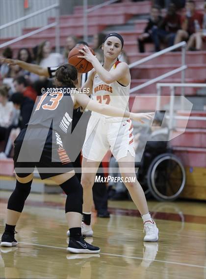 Thumbnail 2 in Amanda-Clearcreek vs Worthington Christian (OHSAA D3 Sectional Final) photogallery.