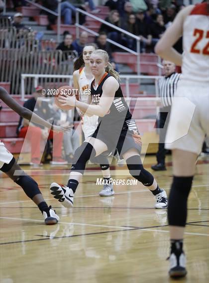 Thumbnail 2 in Amanda-Clearcreek vs Worthington Christian (OHSAA D3 Sectional Final) photogallery.