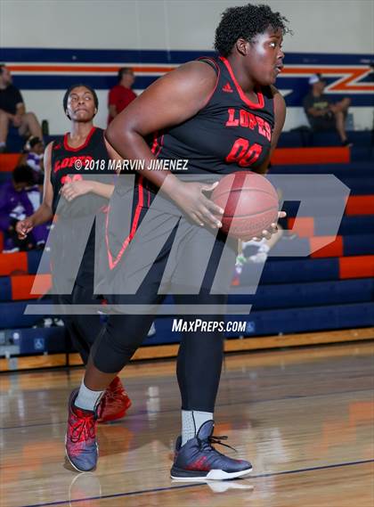 Thumbnail 1 in Antelope vs West photogallery.