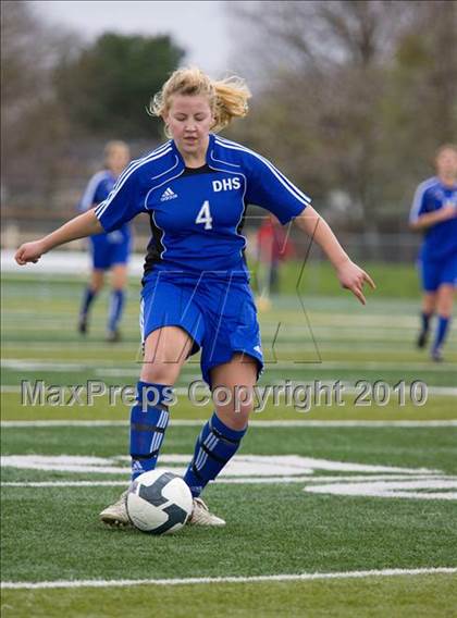 Thumbnail 2 in Christian Brothers vs. Davis (California Classic) photogallery.