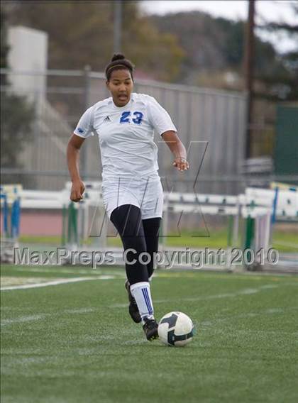 Thumbnail 2 in Christian Brothers vs. Davis (California Classic) photogallery.
