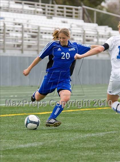 Thumbnail 3 in Christian Brothers vs. Davis (California Classic) photogallery.